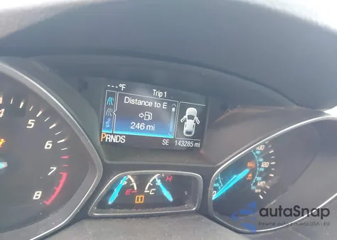 2016 Ford Escape S z USA, uszkodzony, nr VIN 1FMCU0F72GUB14490